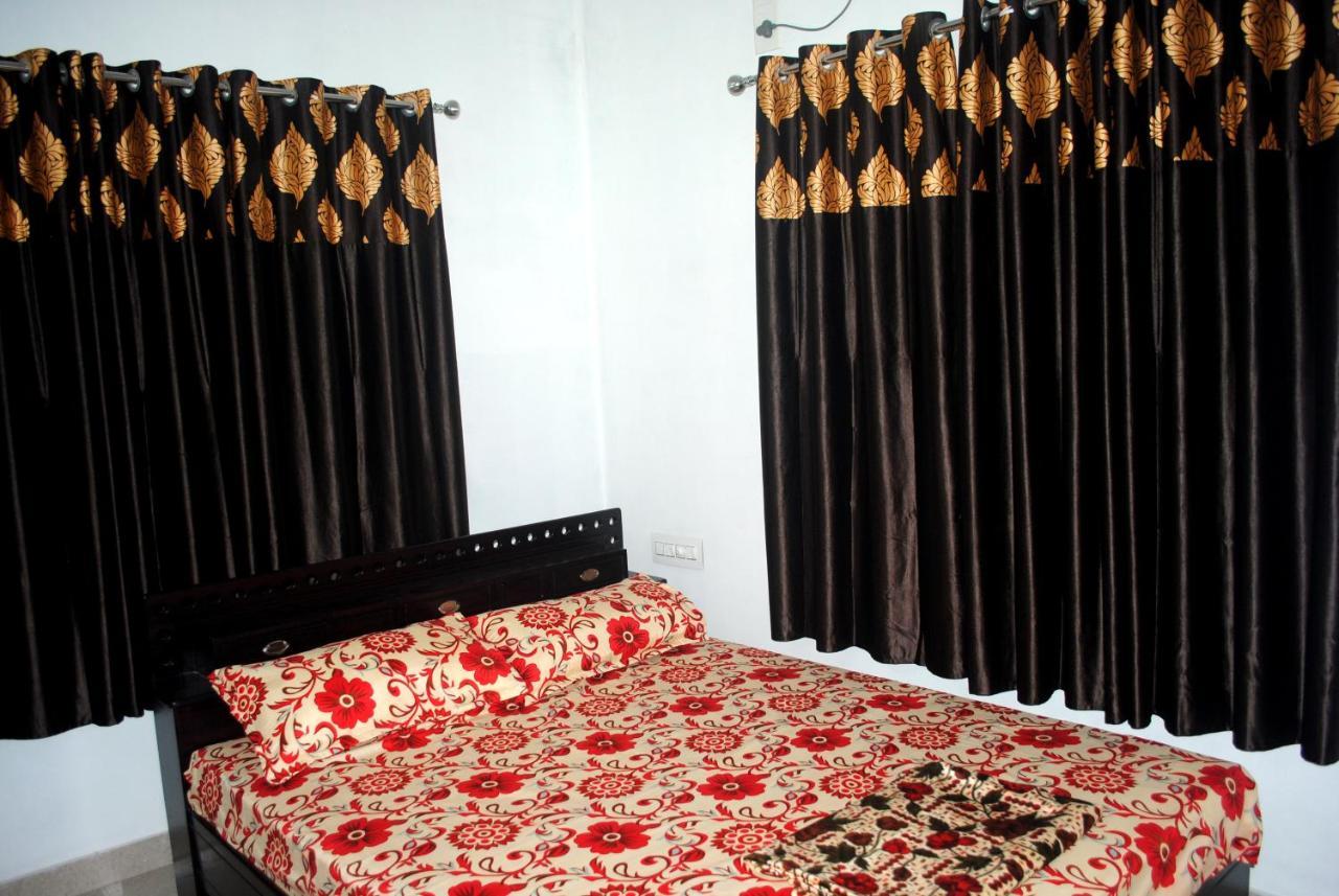 Nice Villa Irimbranallur المظهر الخارجي الصورة