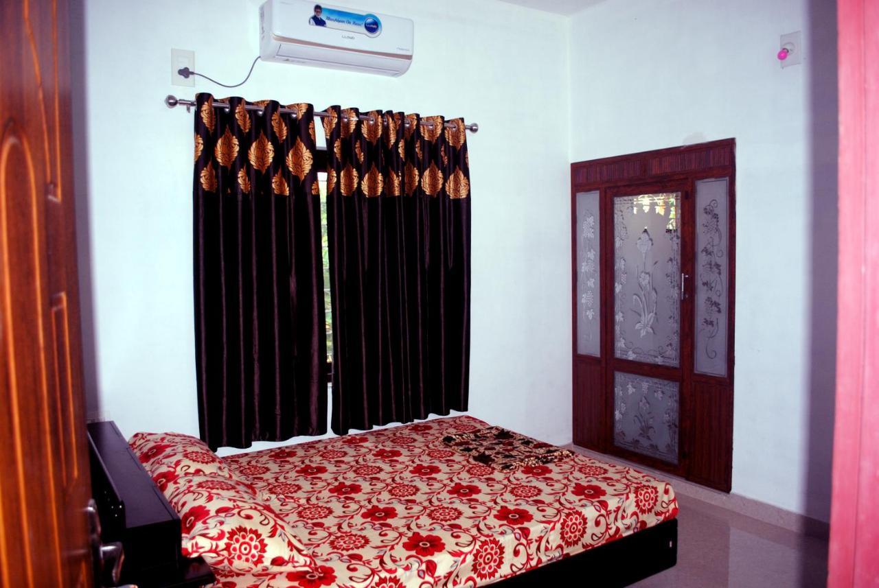 Nice Villa Irimbranallur المظهر الخارجي الصورة